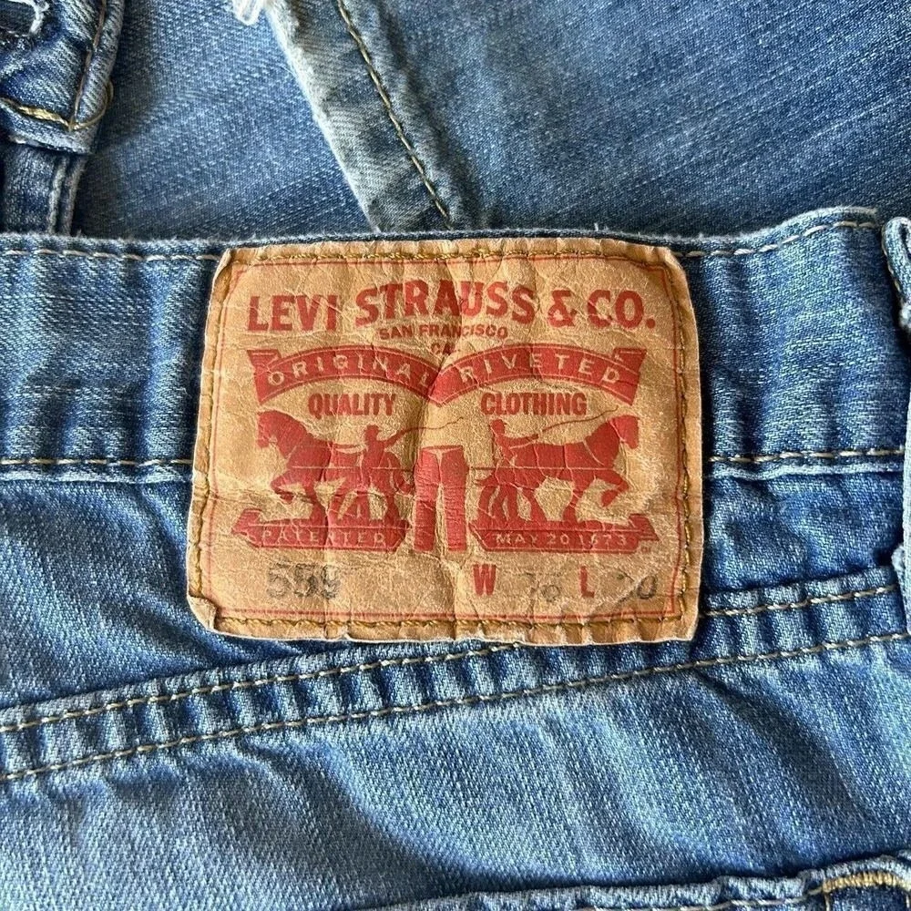 Levis levis 559